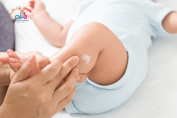 Membantu menjaga suhu tubuh bayi