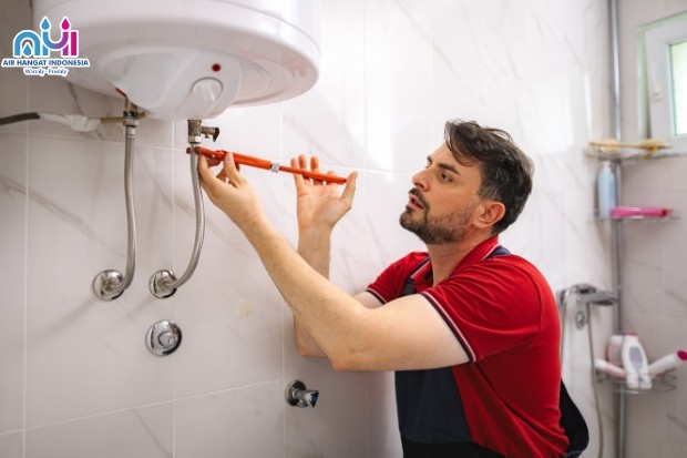 ServiceWaterHeaterListriksebagaiKebutuhanPentinguntukKenyamananRuma